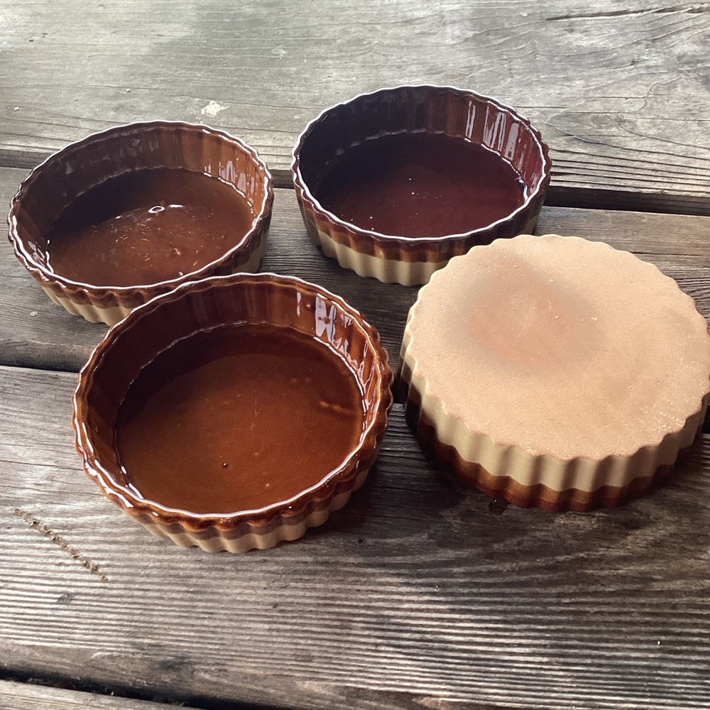 Vintage Individual Mini Pie, Tart or Quiche Dishes - set of 4 - Picture 2 of 5